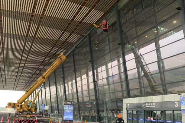 沙田镇玻璃幕墙维护和保养